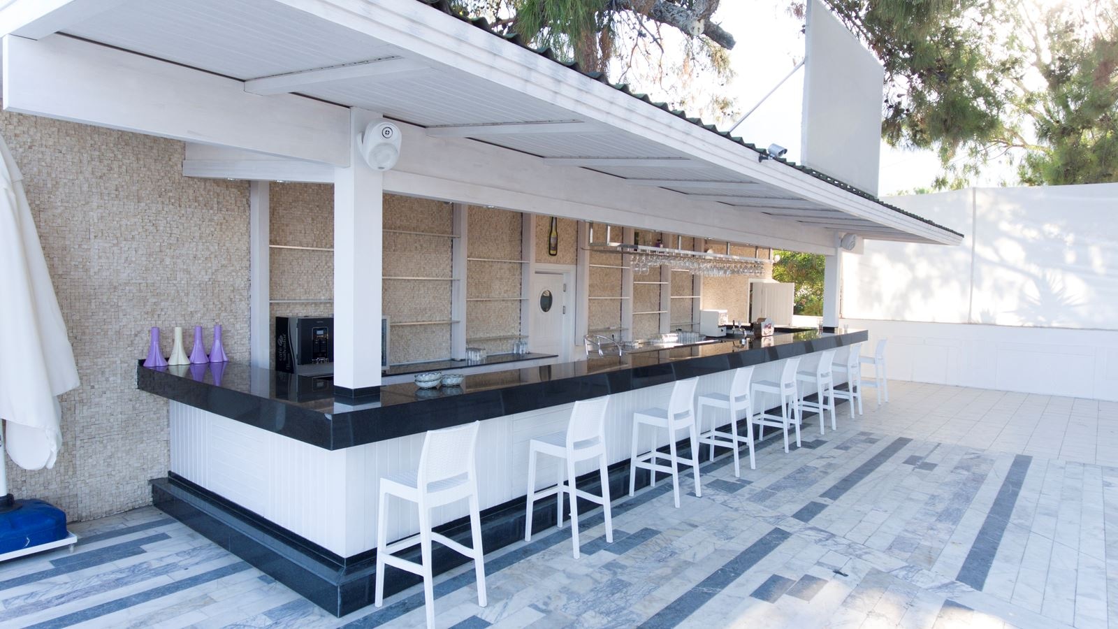 bars-beach-bar