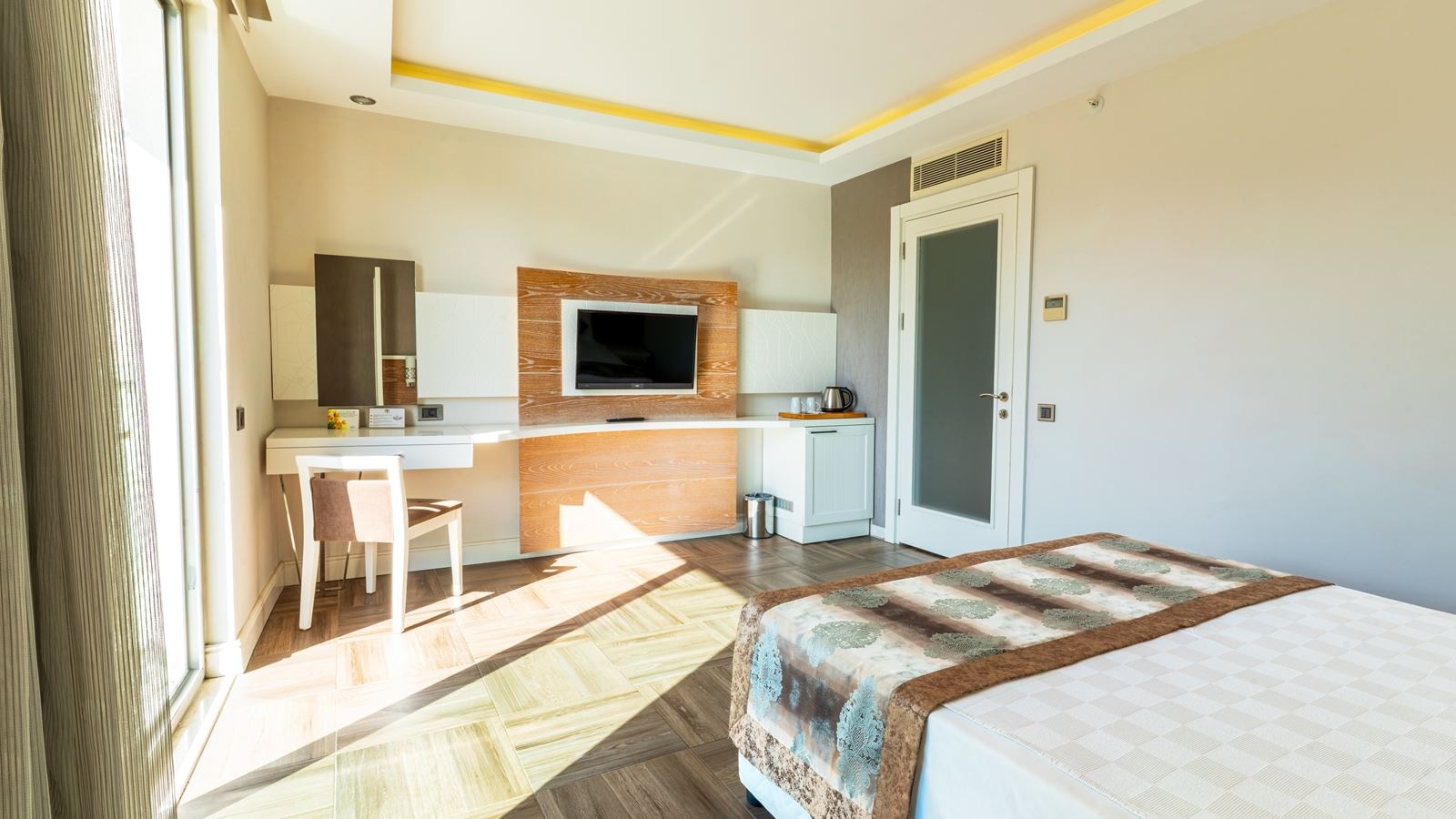 rooms-family-room