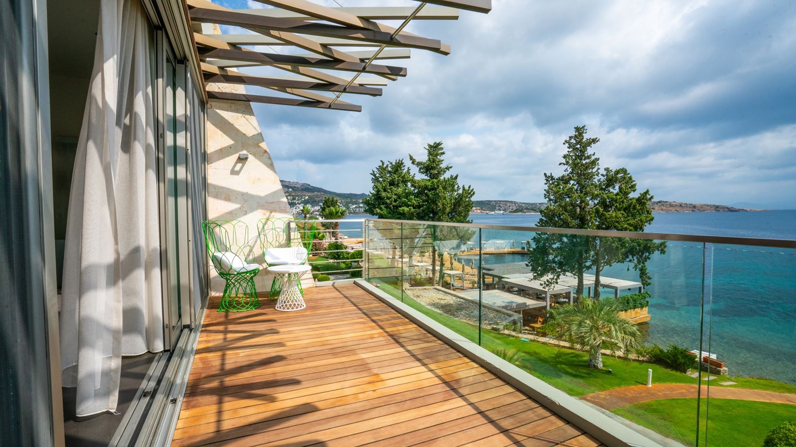 rooms-suite-room