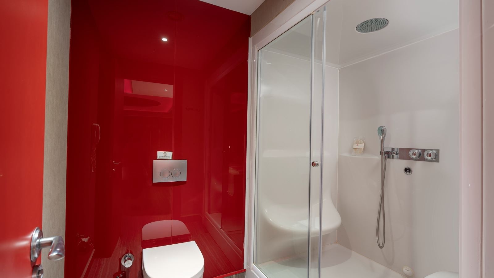 rooms-adam-villa