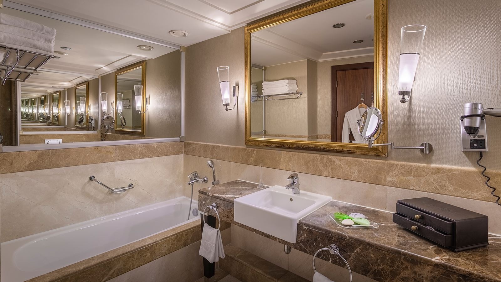 rooms-dublex-suite