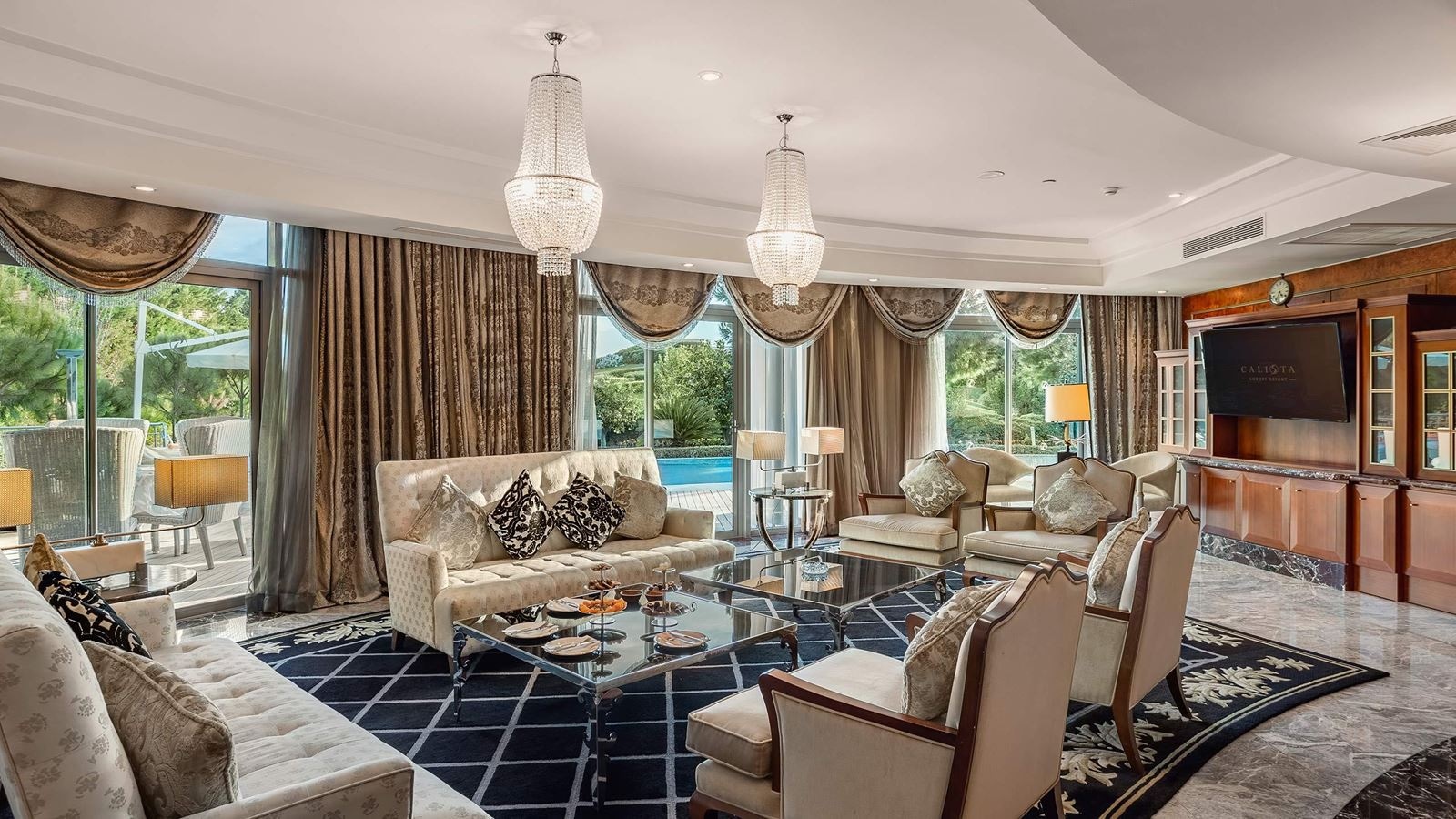 rooms-vip-villa-leo