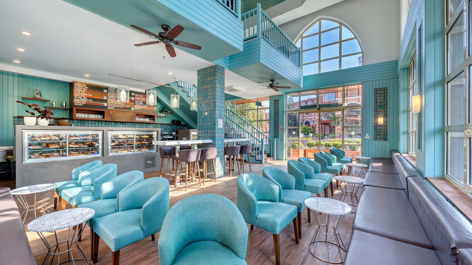 bars-cafe-house