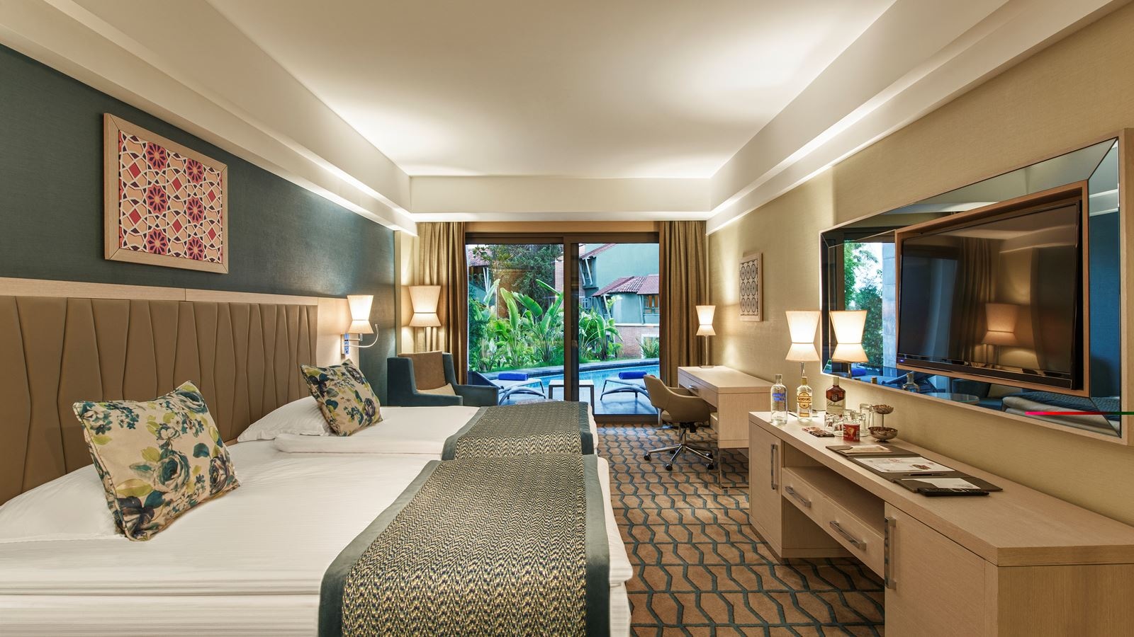 rooms-king-suite