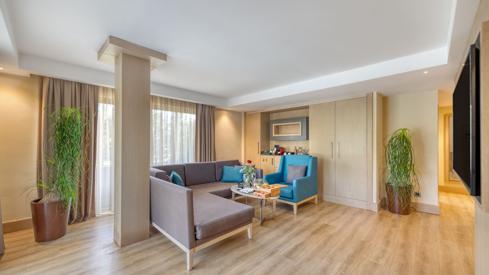rooms-king-suite