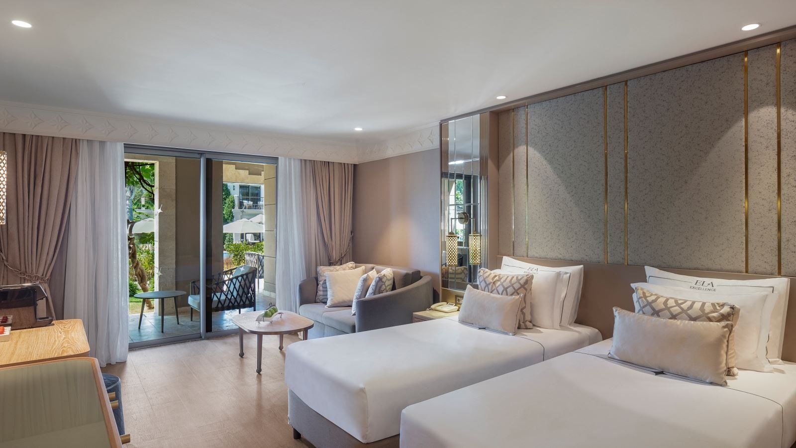 rooms-lake-house-family-suite