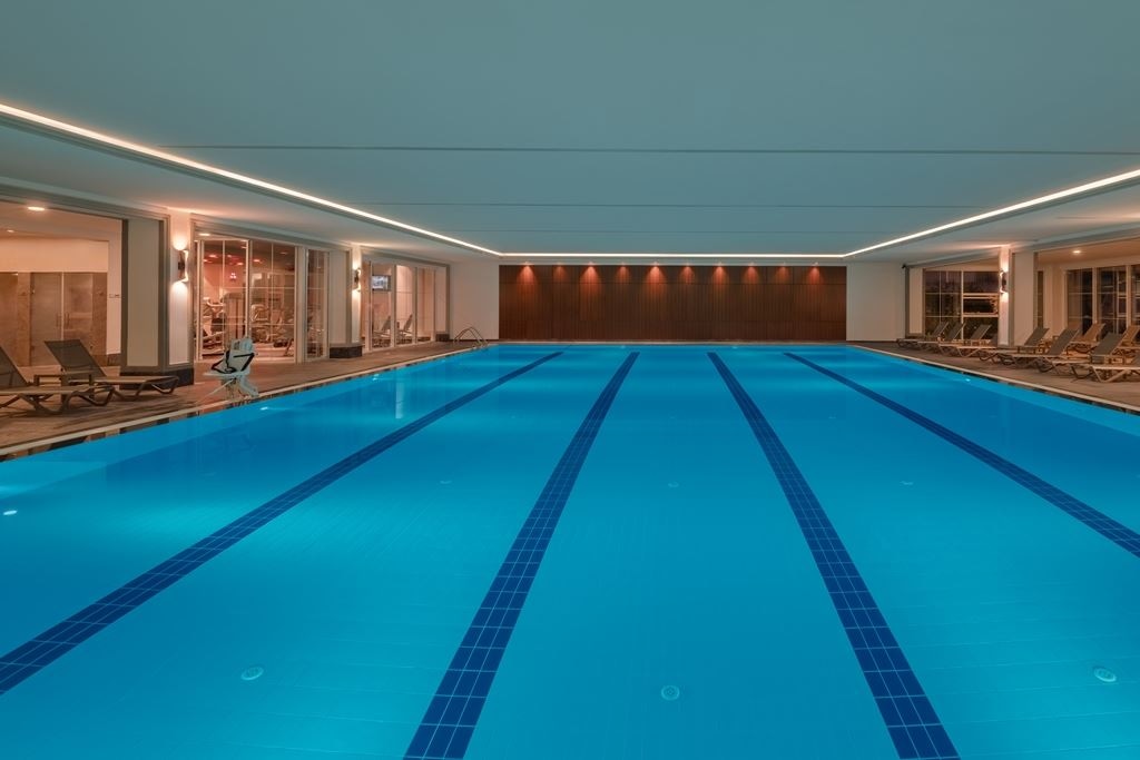 pools-indoor-pool