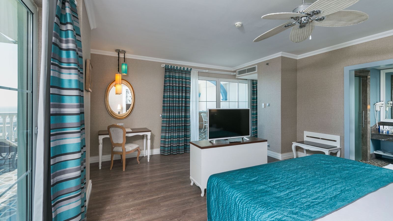 rooms-king-suite-sea-view