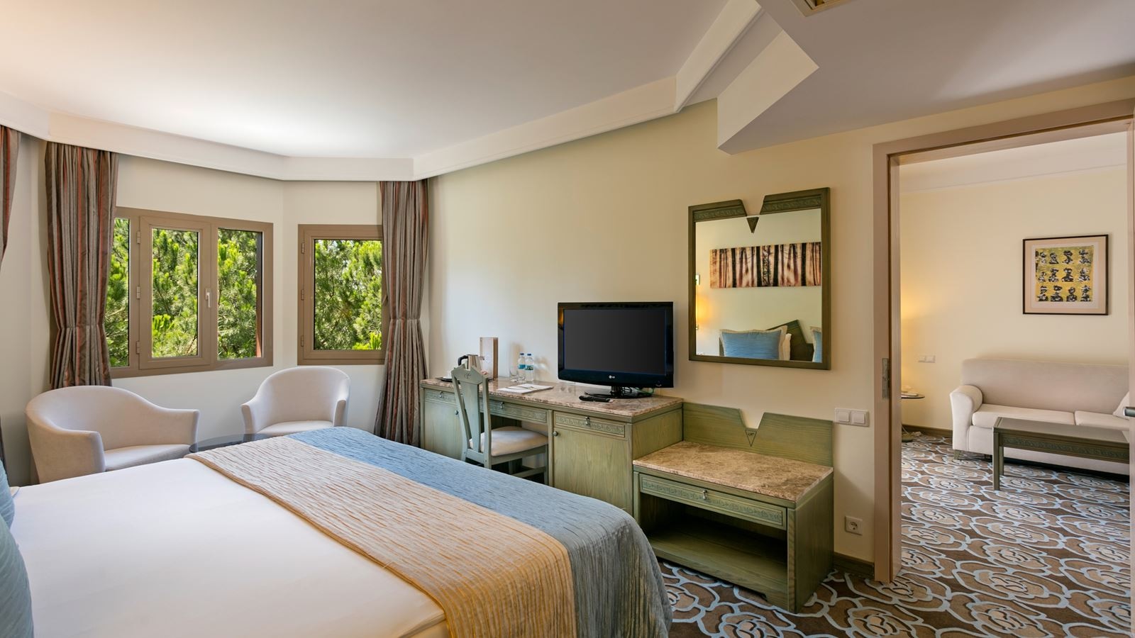 rooms-main-building-junior-suite-garden-view