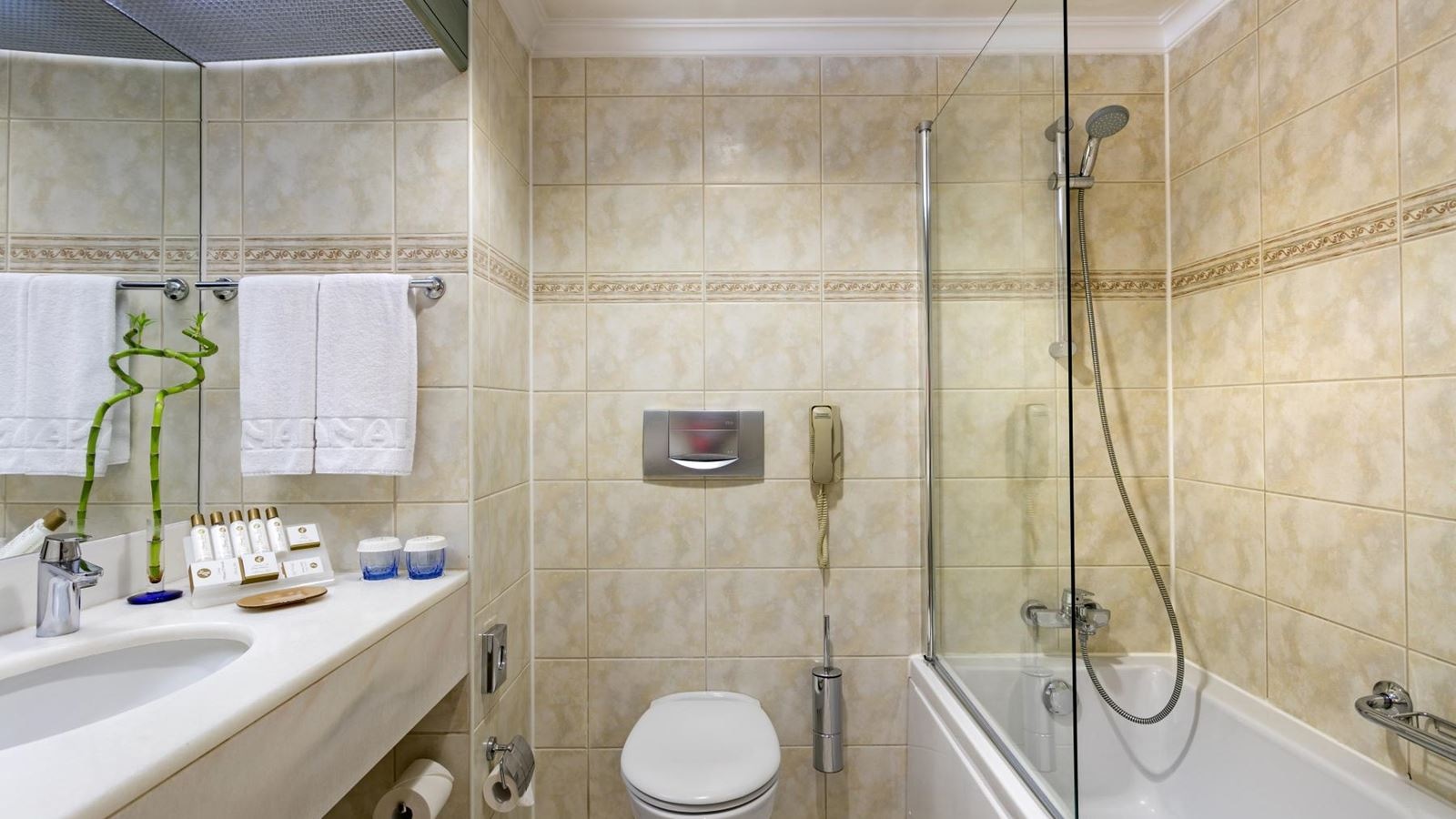 rooms-main-building-standard-room-sea-view-single-use