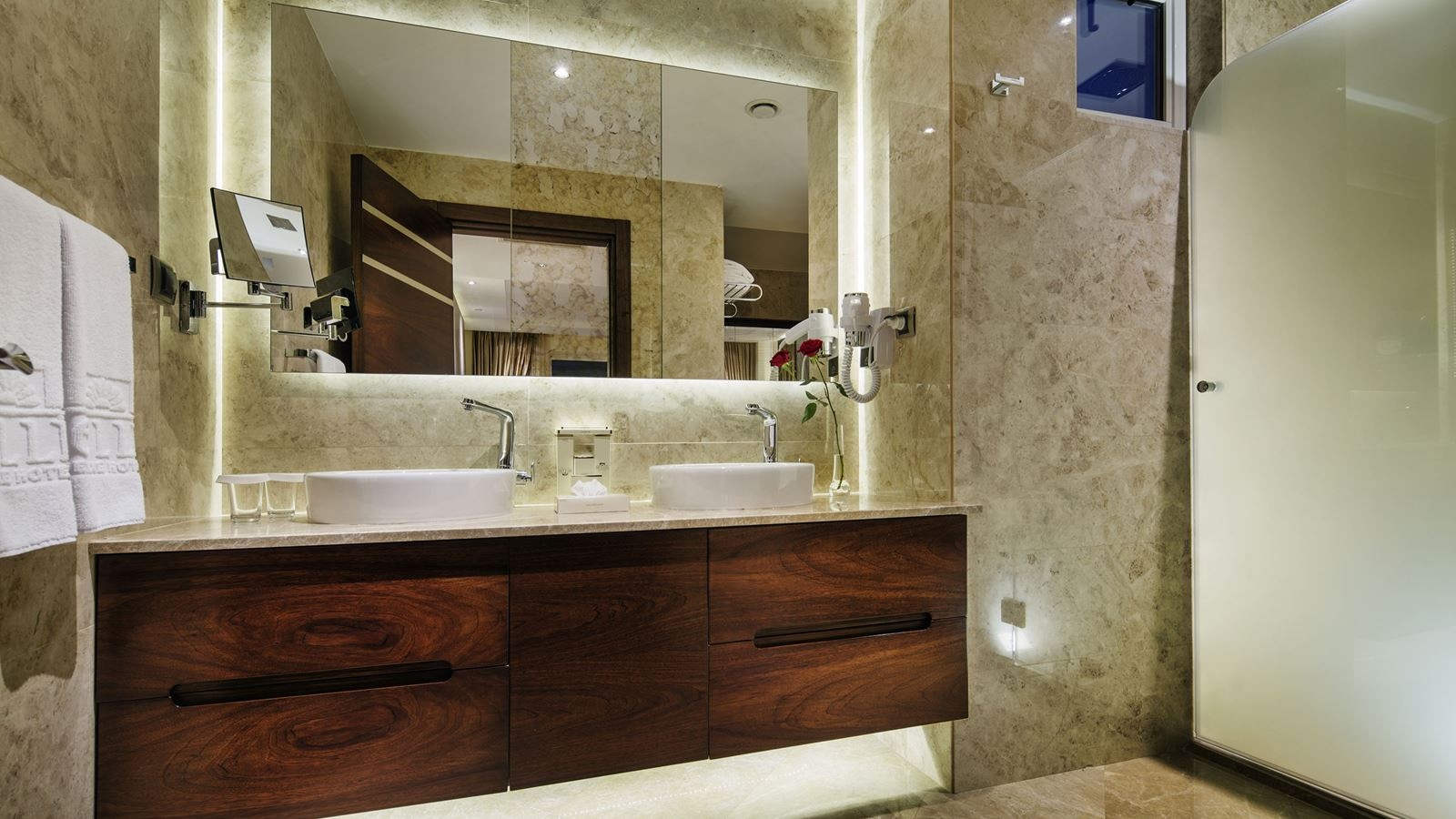 rooms-villa-diamond