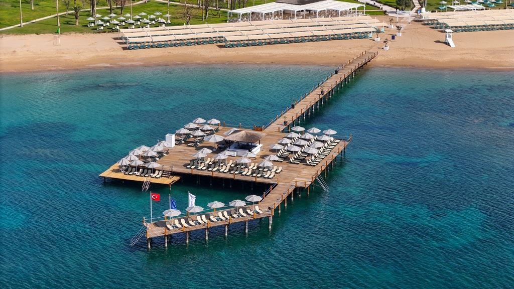 bars-pier-bar