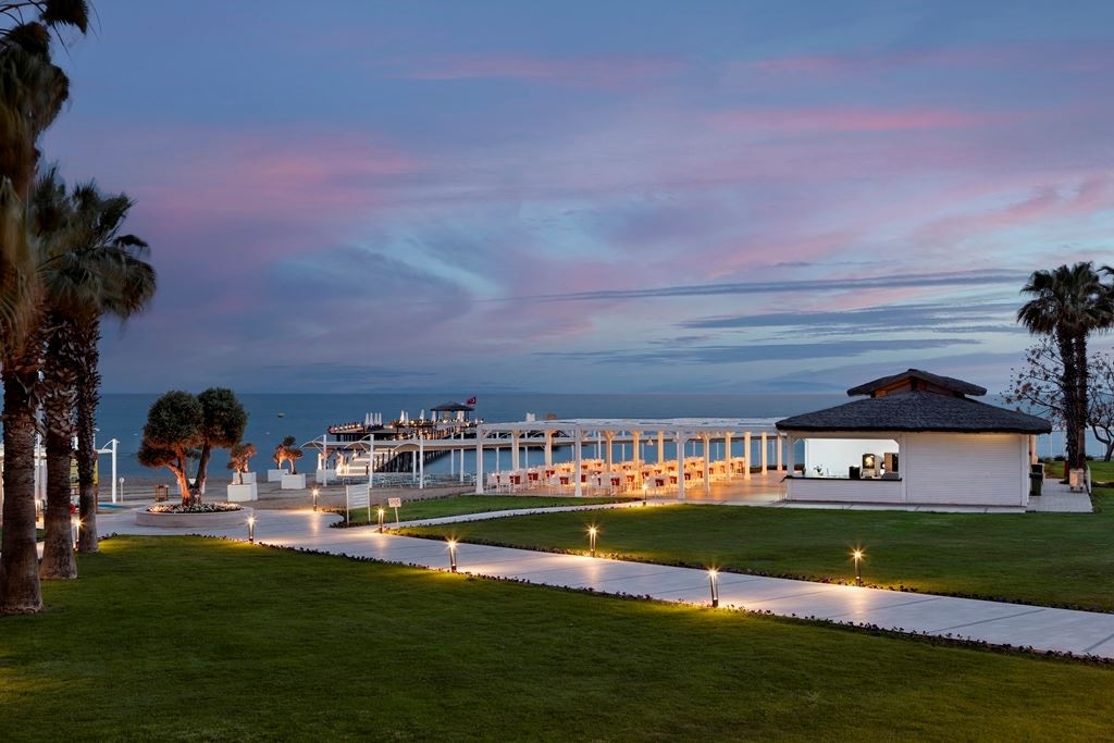 bars-snack-bar--beach-bar