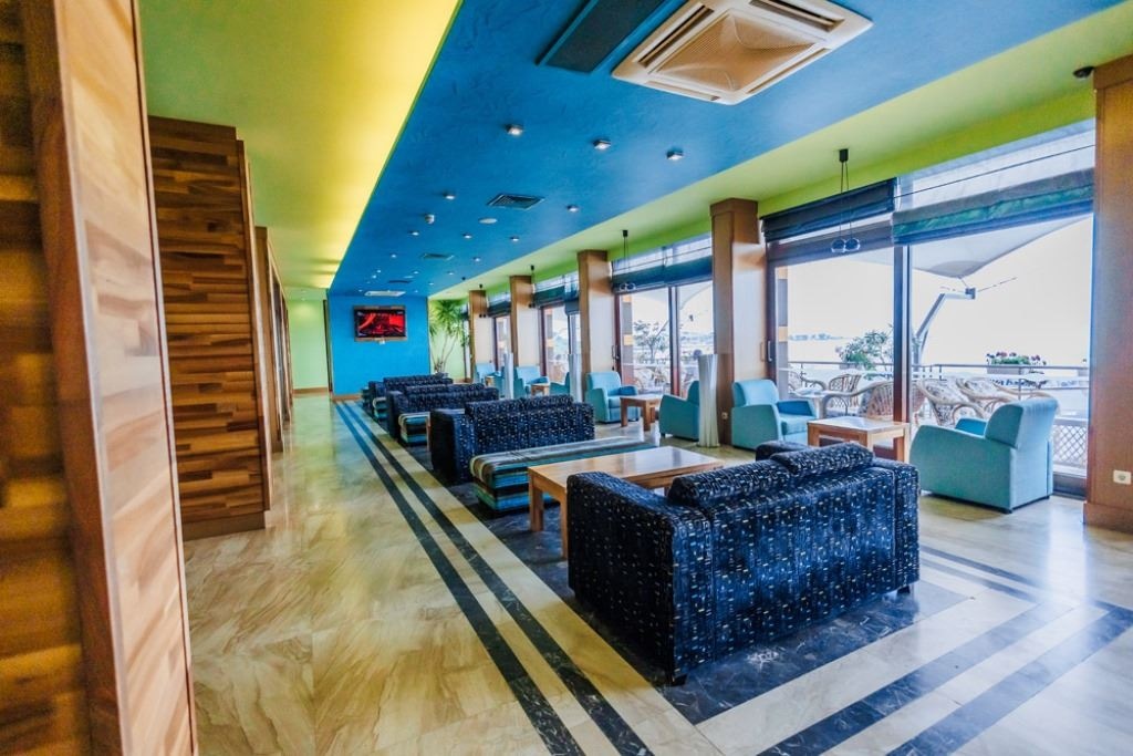 bars-lobby-bar