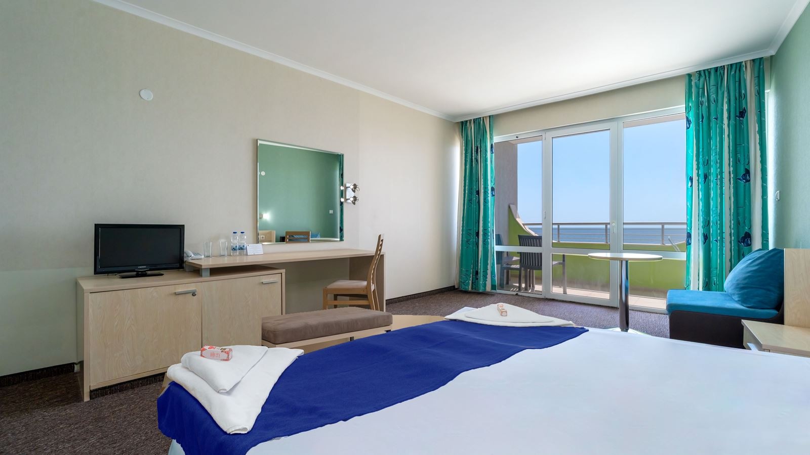 rooms-bed-twin-room