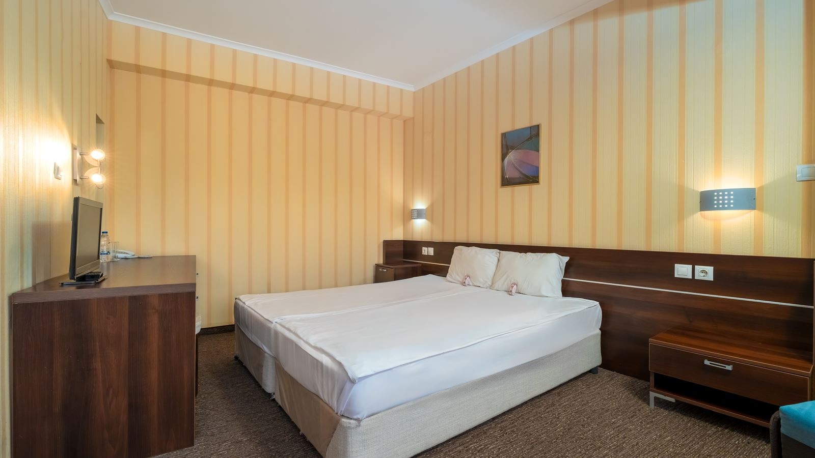 rooms-bed-twin-room