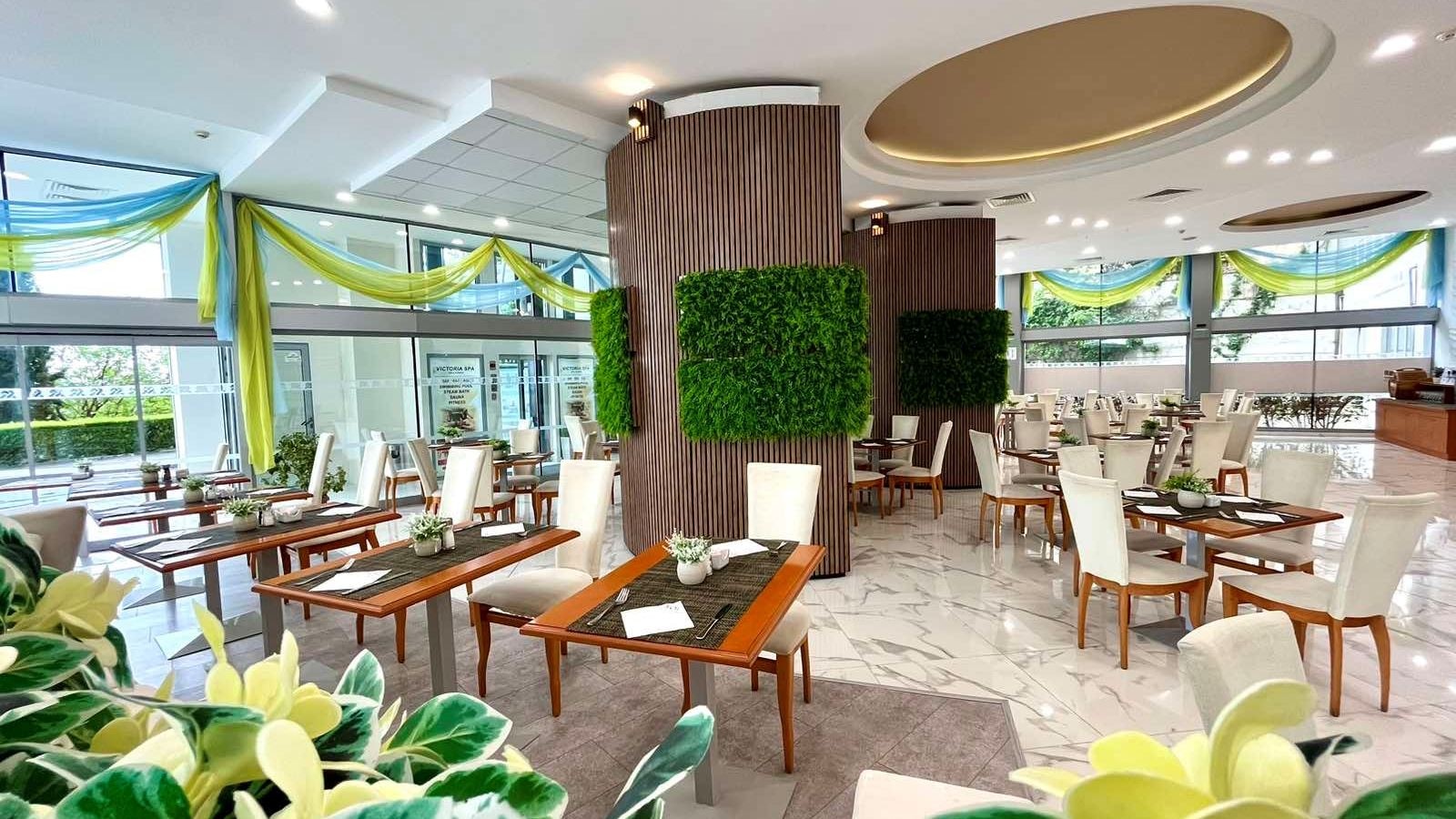 restaurants-main-restaurant-marina