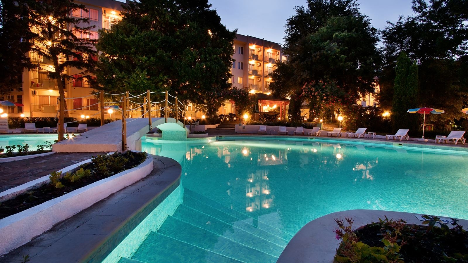 pools-pools