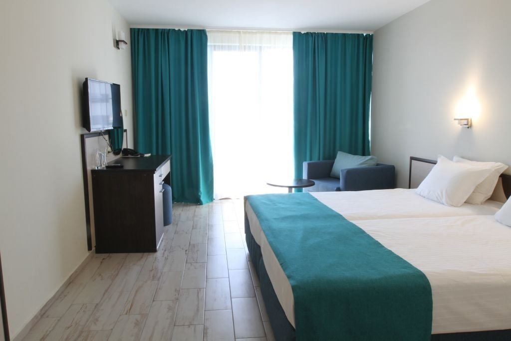 rooms-standard-room