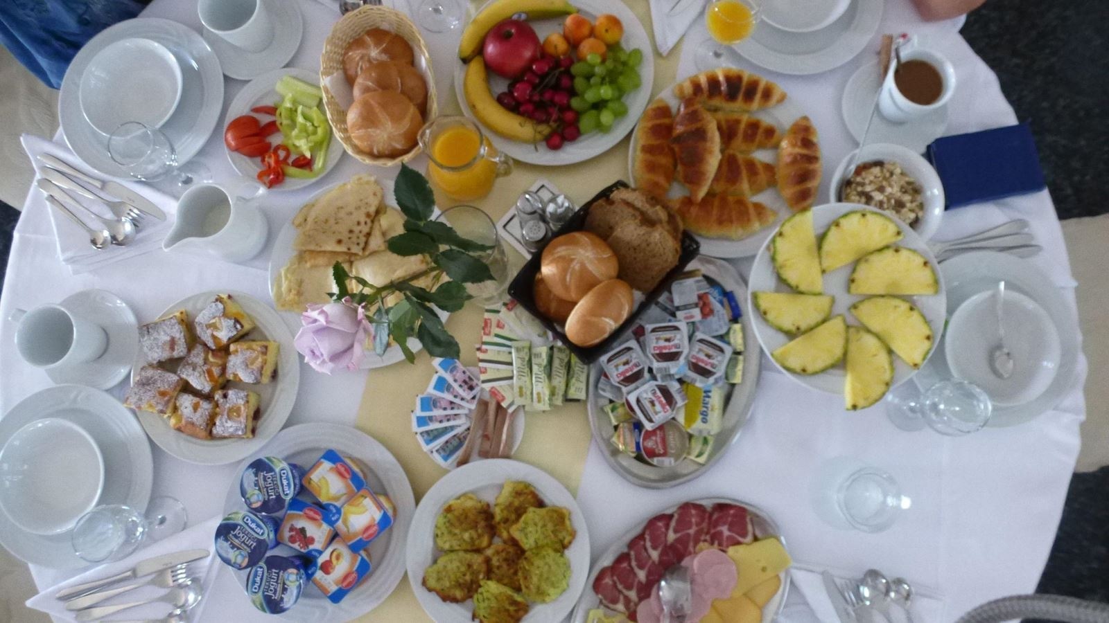 restaurants-restaurants