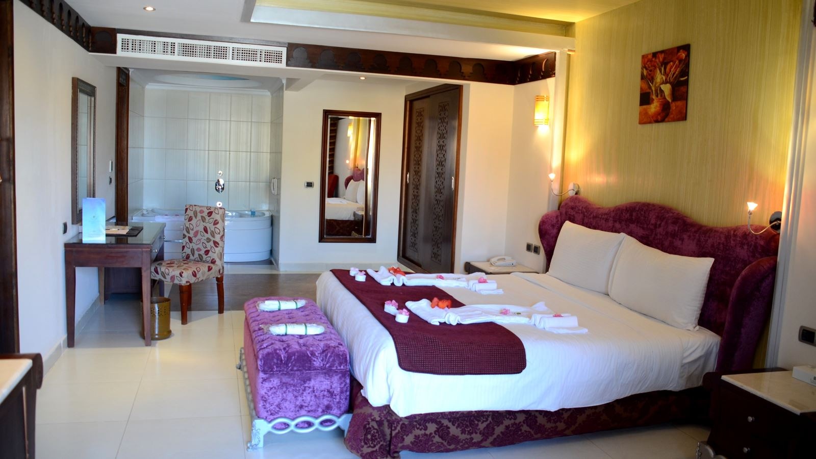 rooms-royal-suite