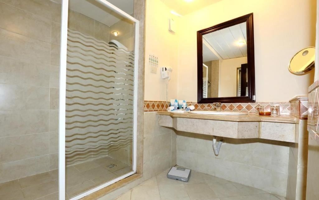 rooms-deluxe-room