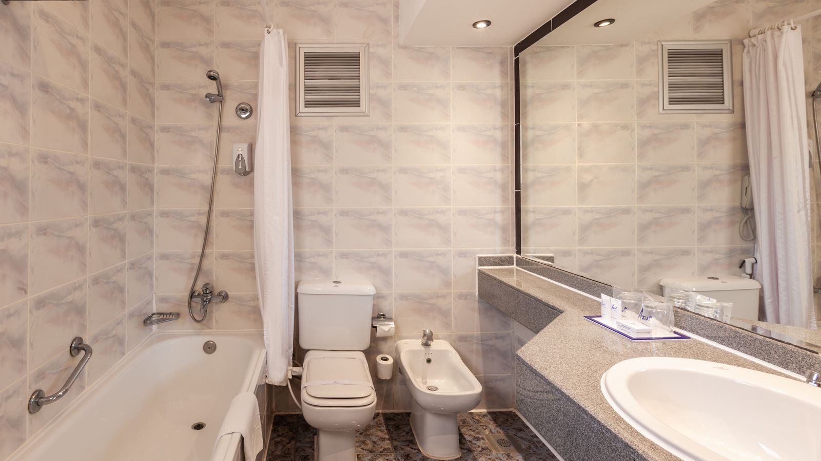 rooms-bungalow-2-bedroom