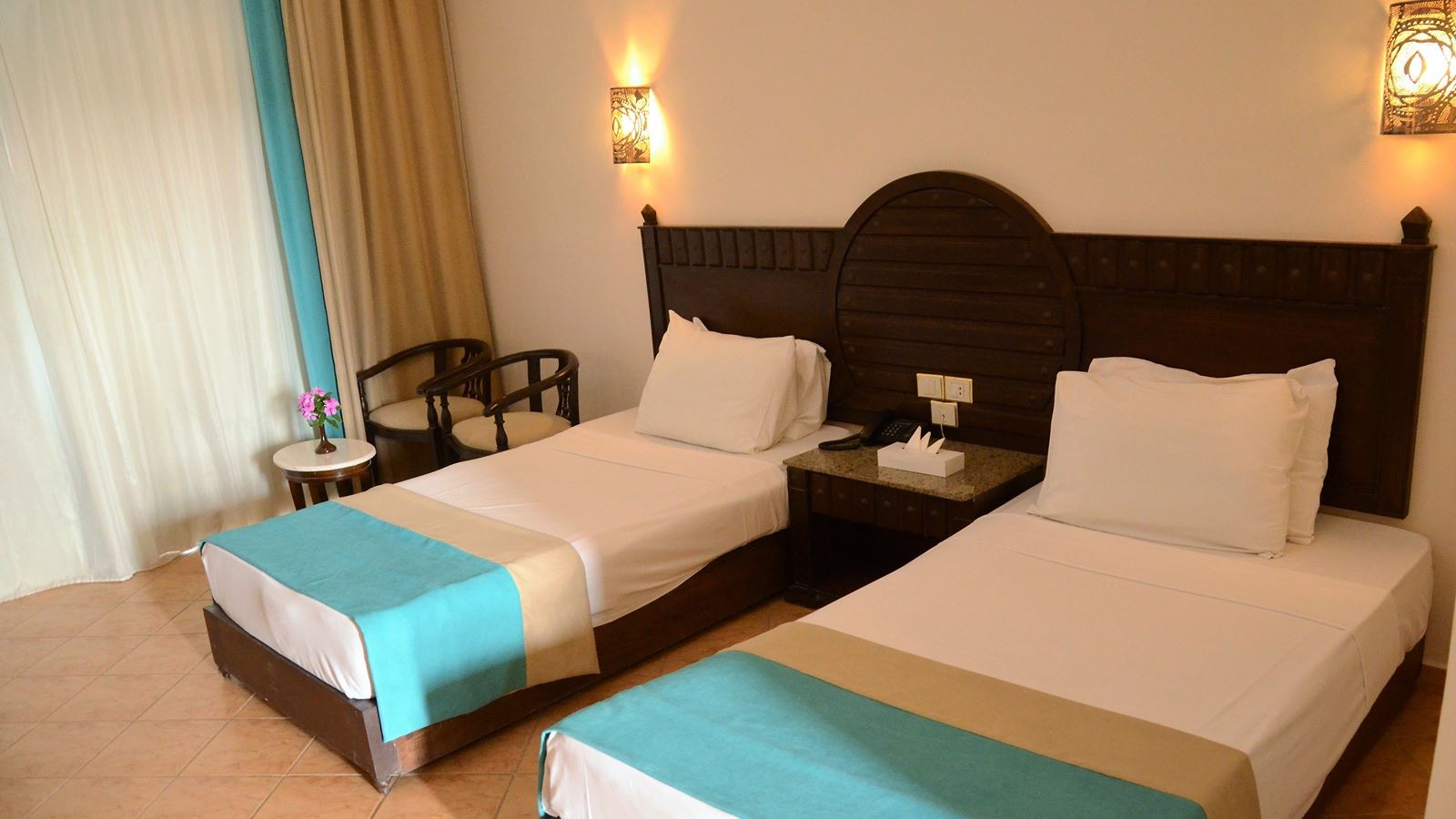 rooms-family-suite--2-interconnection-room-