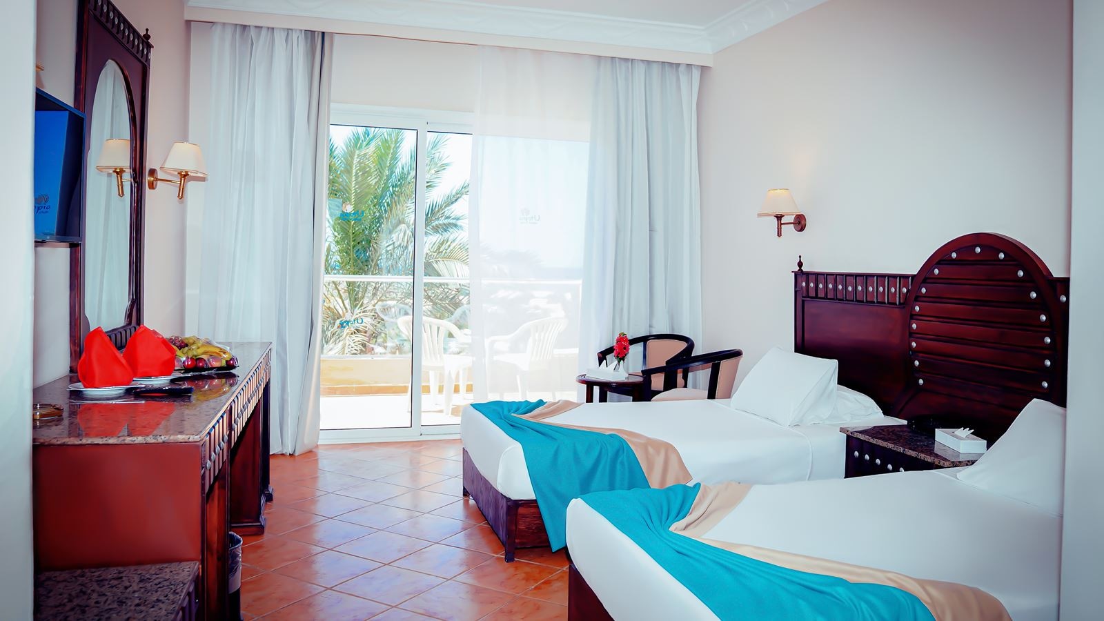 rooms-standard-garden-view-roommain-building