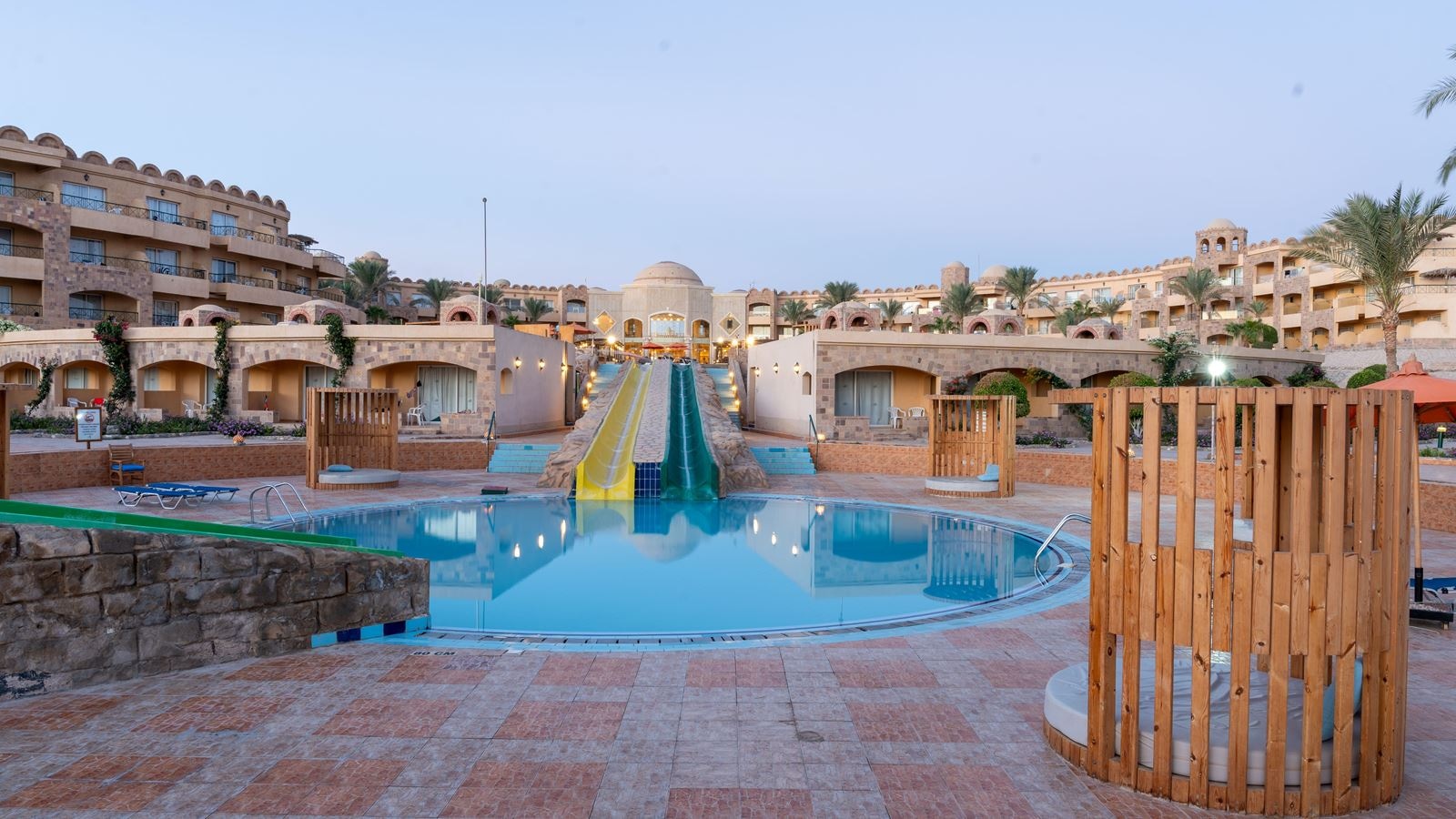 pools-outdoor-childrens-pool