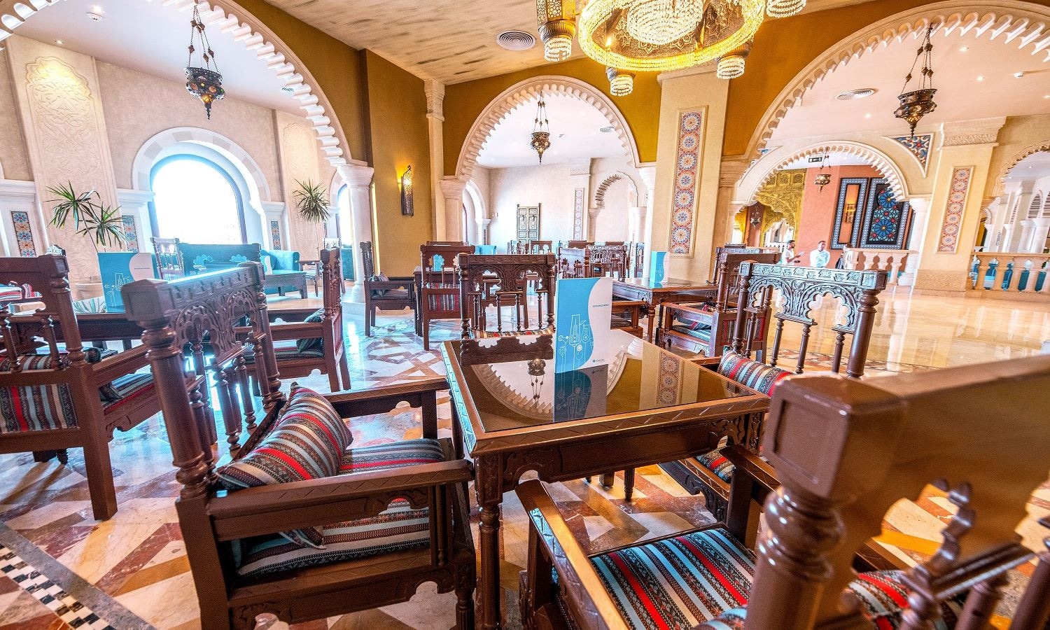 bars-aybak-lobby-bar