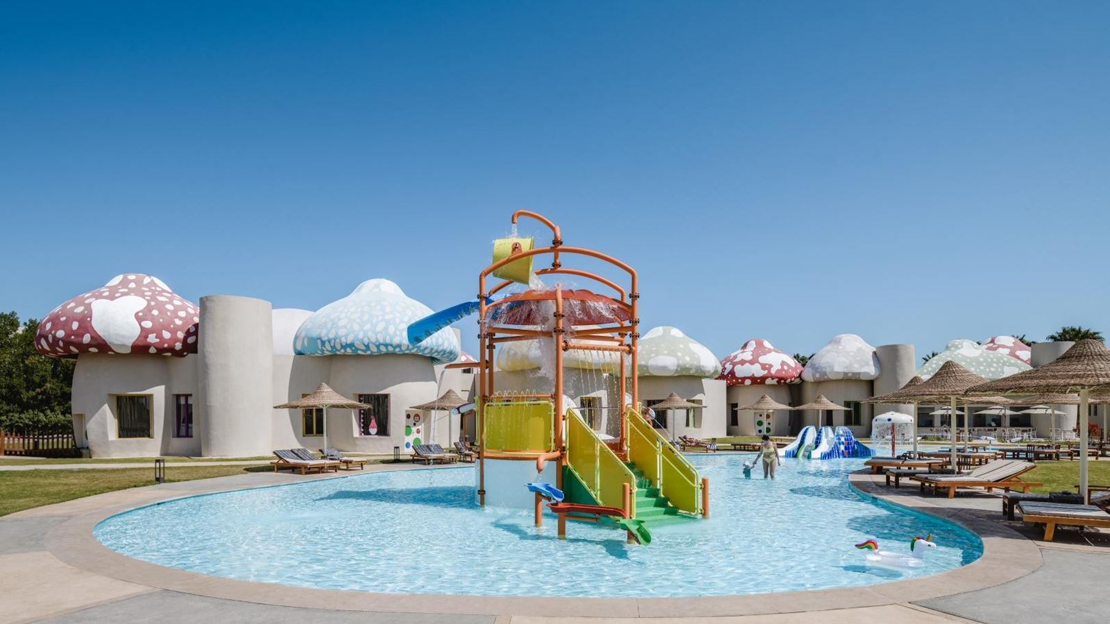 pools-outdoor-childrens-pool