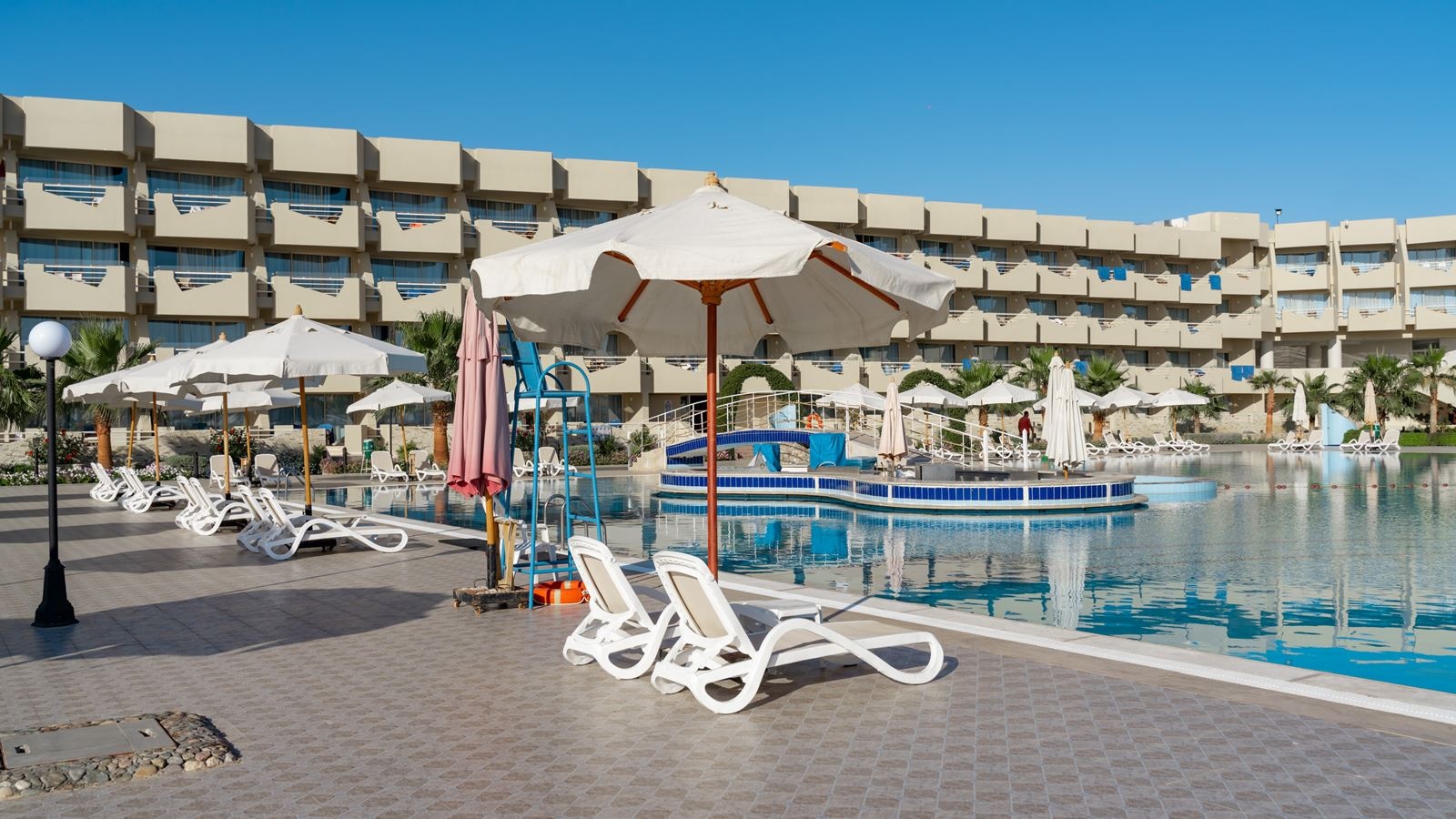 pools-outdoor-pool