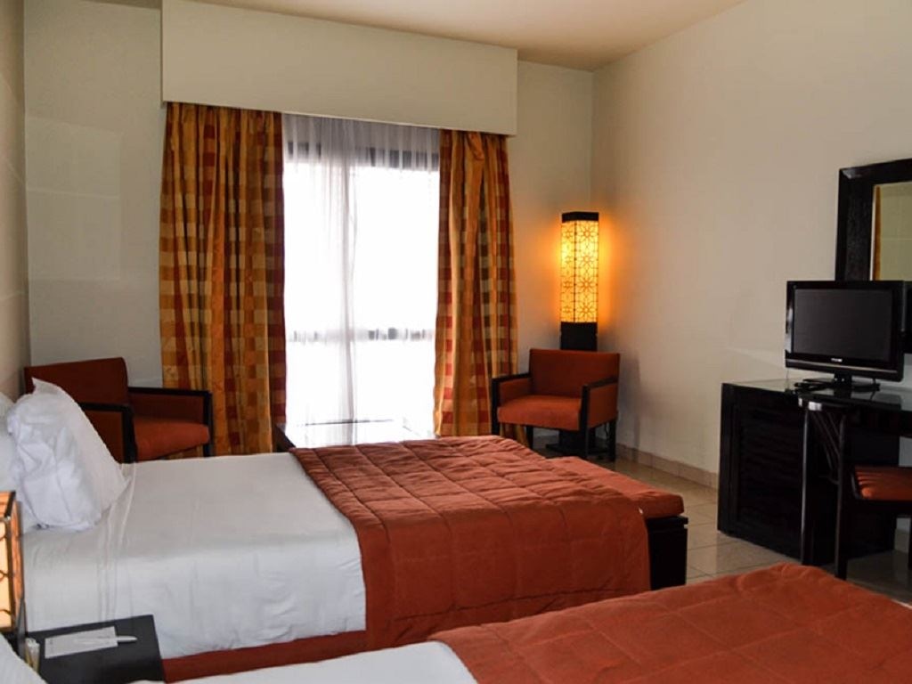 rooms-superior-room-pool-view
