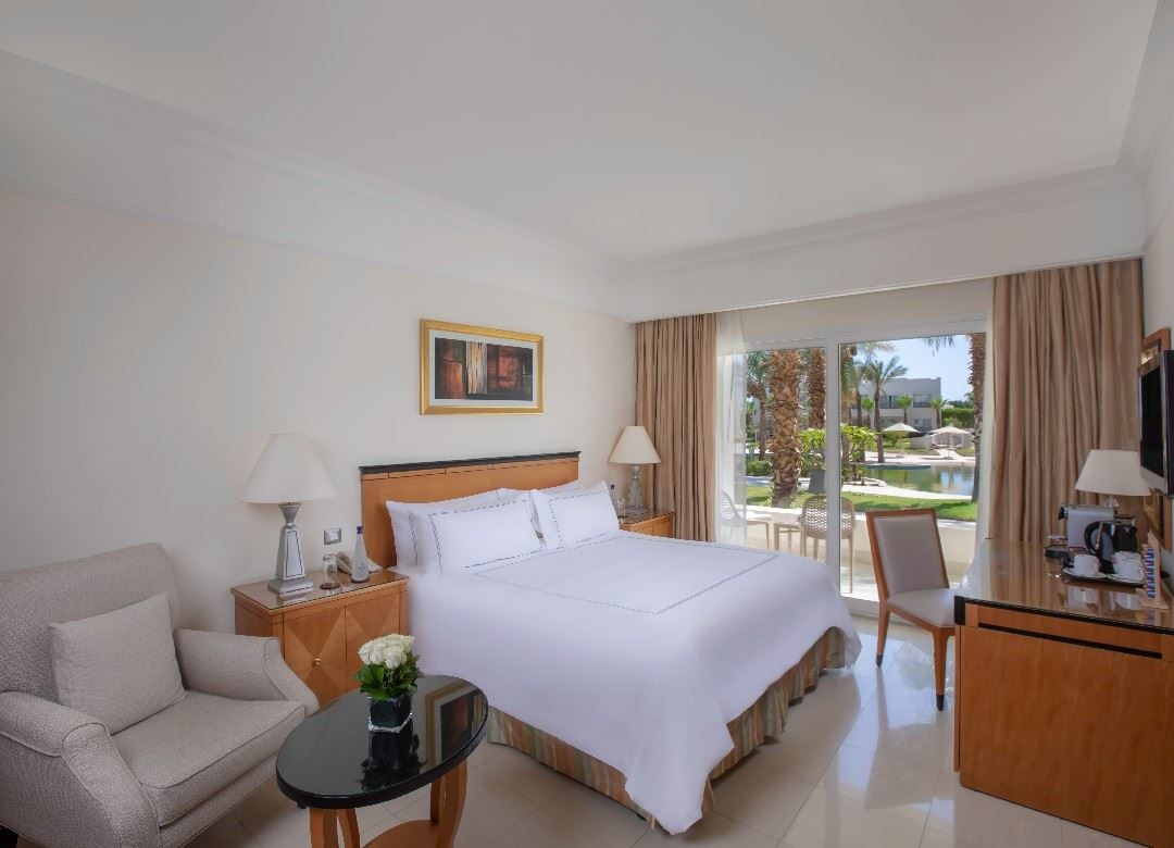 rooms-family-room-aqua