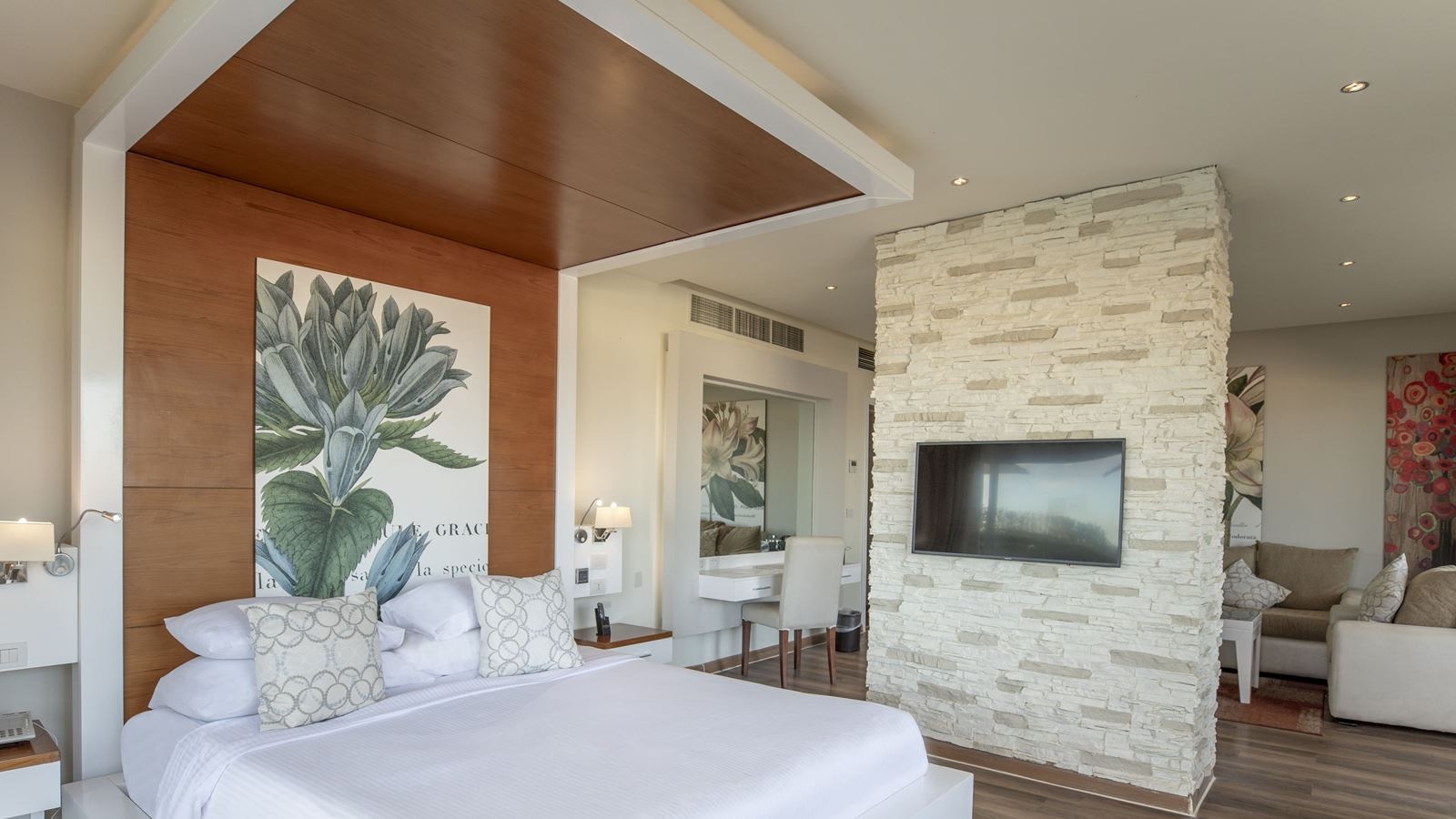rooms-royal-villa