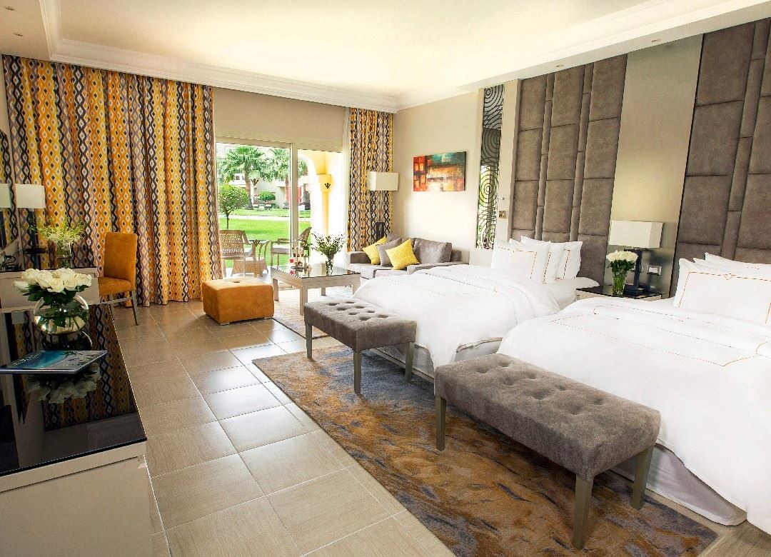 rooms-deluxe-room