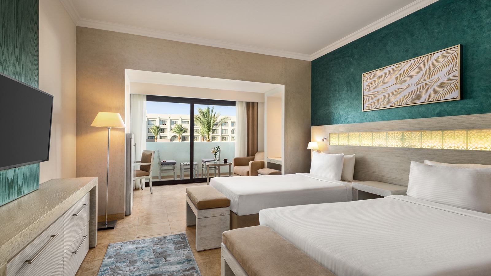 rooms-deluxe-pool-or-lagoon