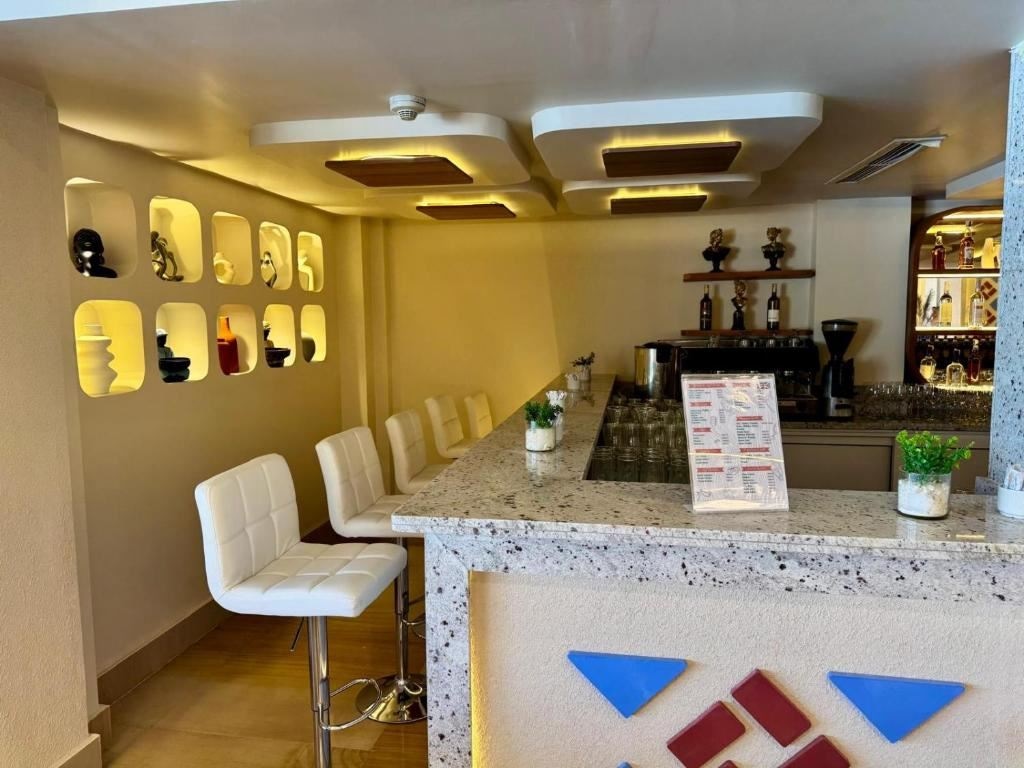 bars-lobby-bar