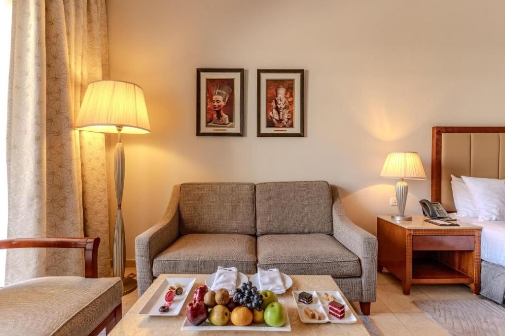 rooms-deluxe-room