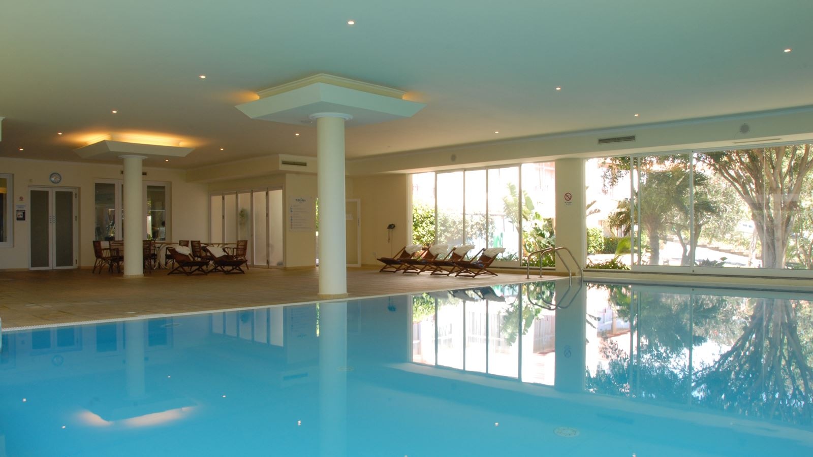 pools-indoor-pool