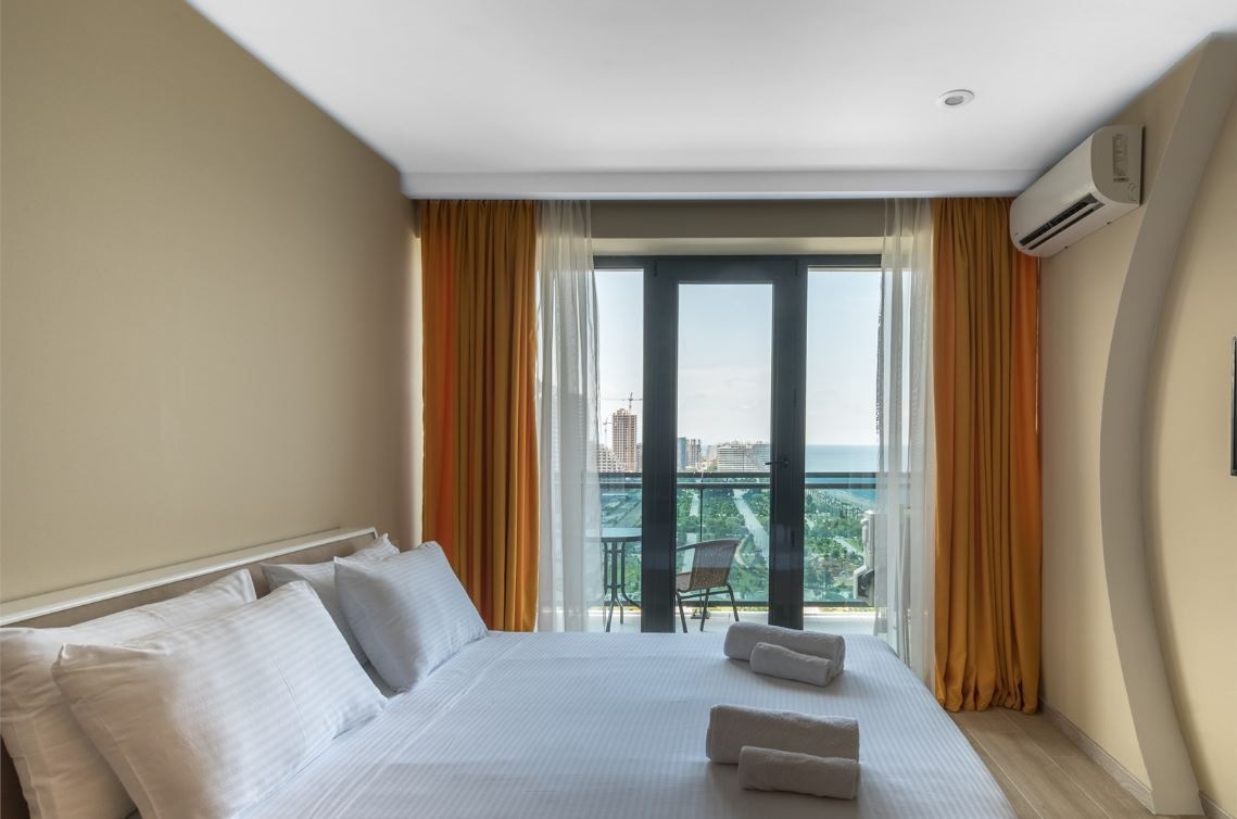 rooms-studio-dbl-boulvard-view