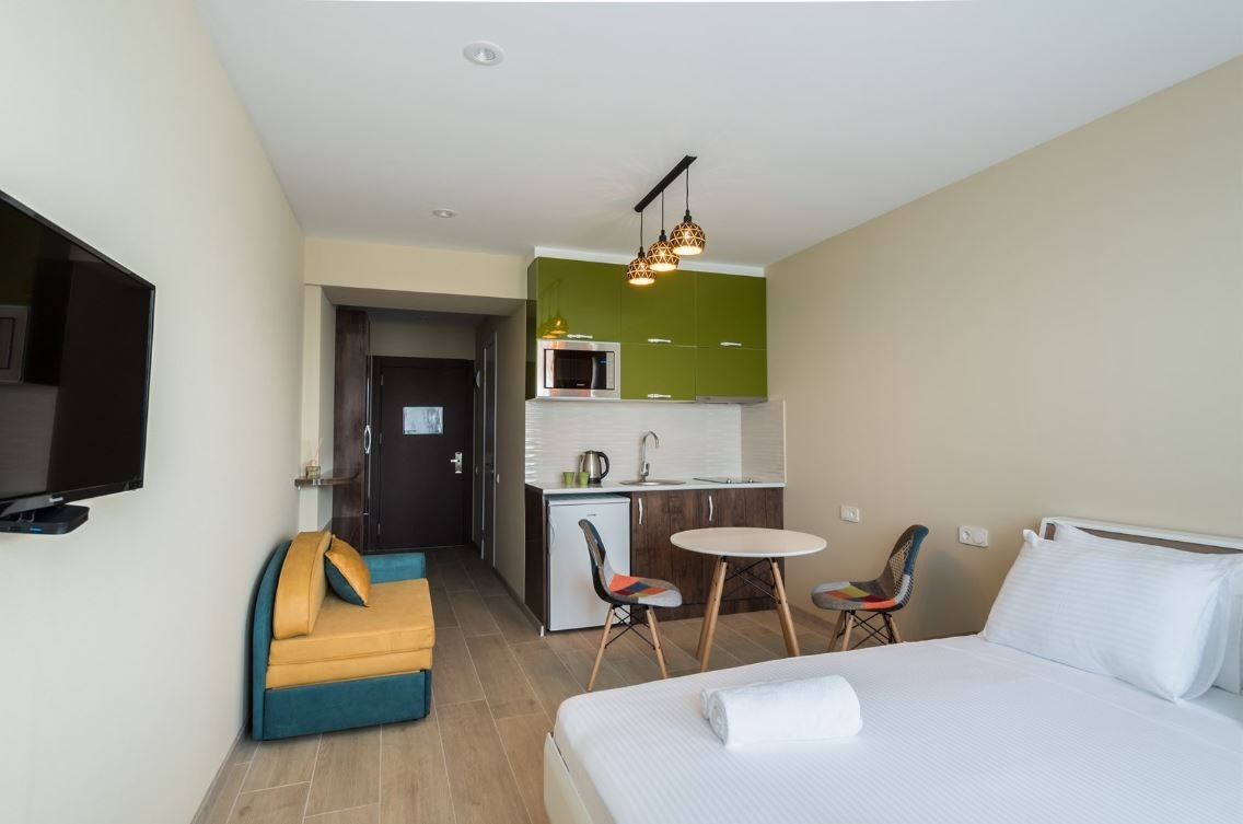 rooms-studio-dbl-boulvard-view