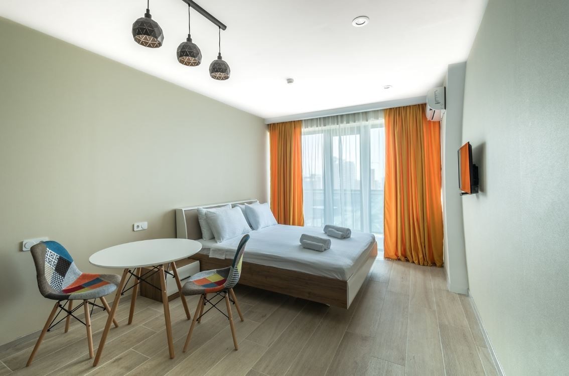 rooms-studio-dbl-boulvard-view