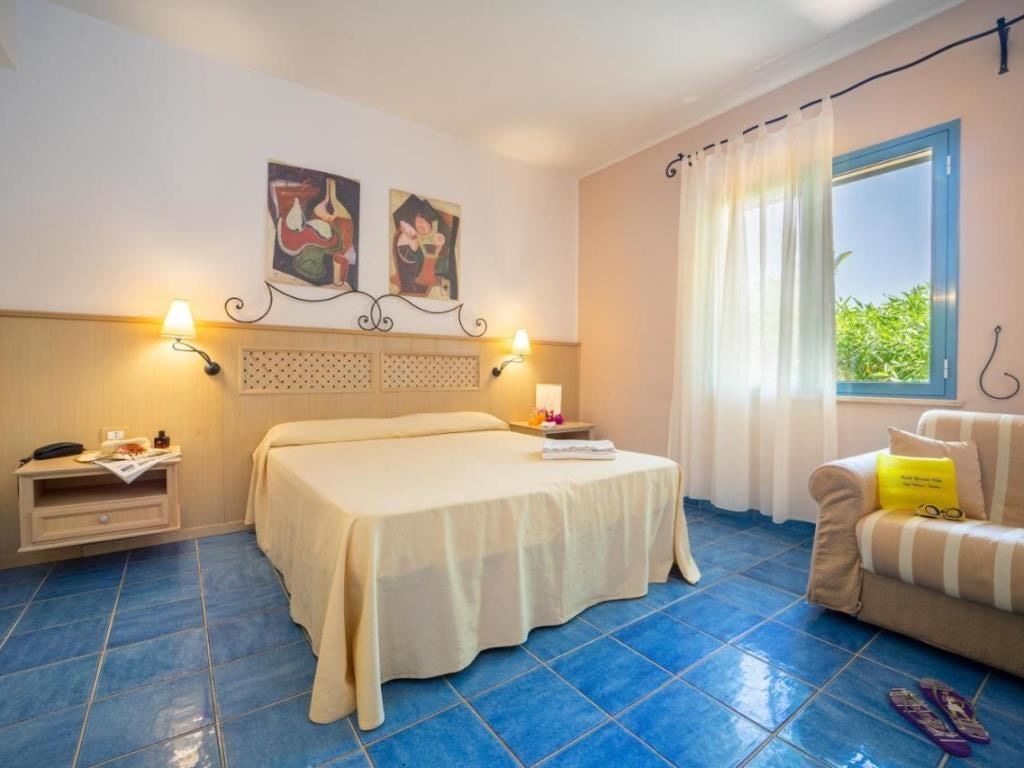 rooms-quadruple-room