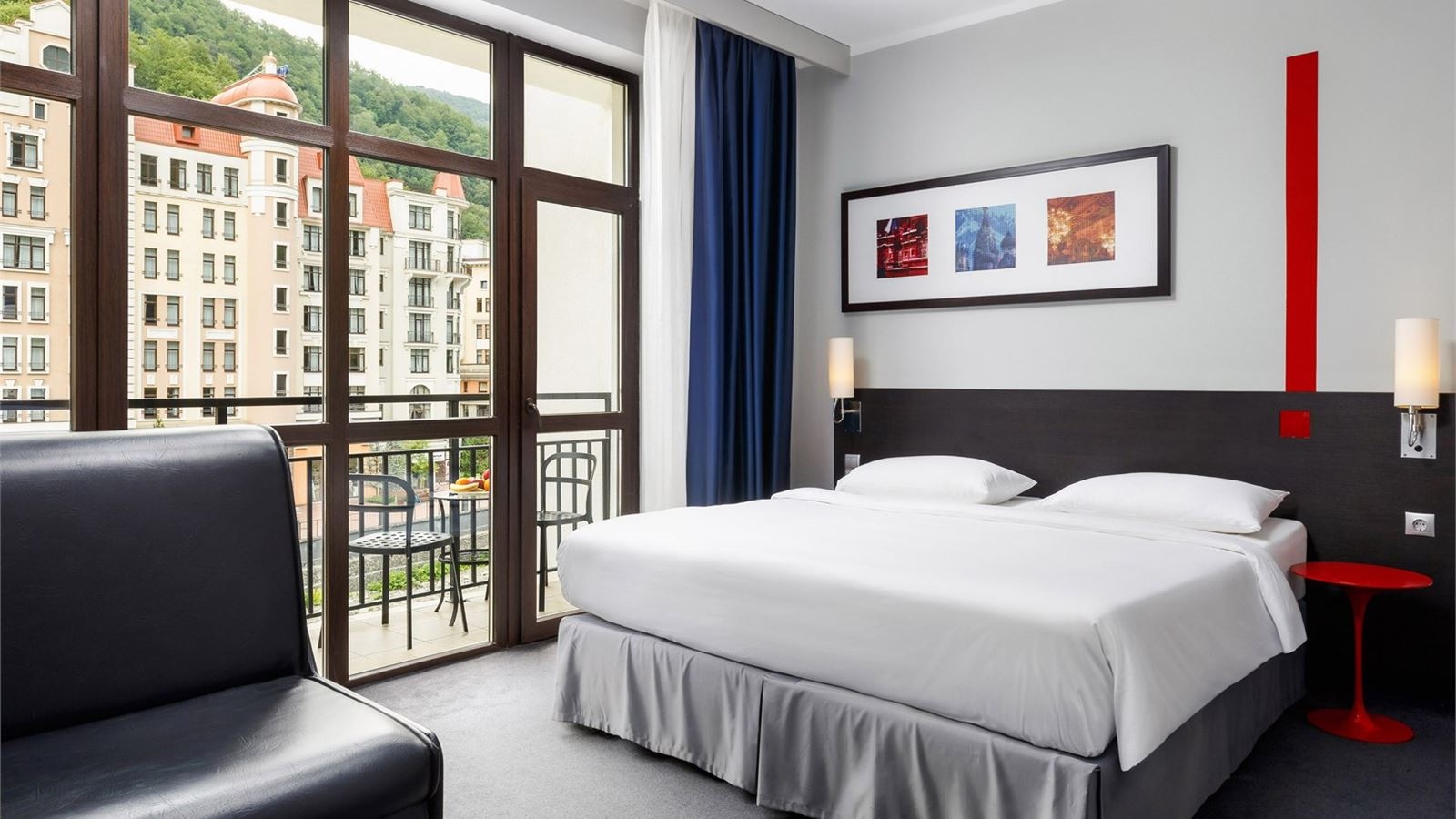rooms-family-balcon