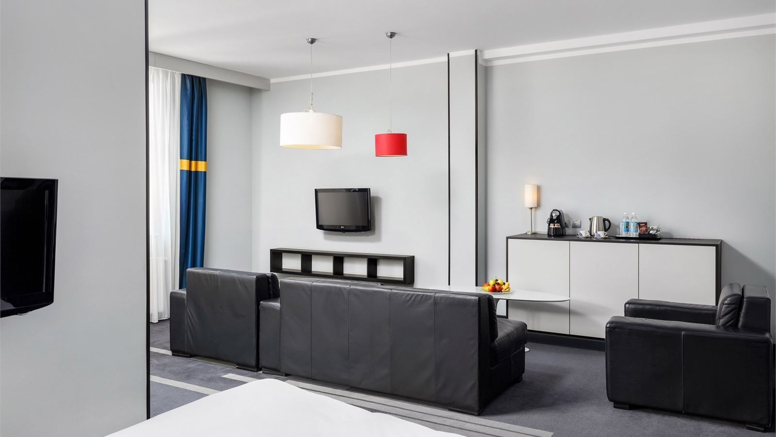 rooms-junior-suit