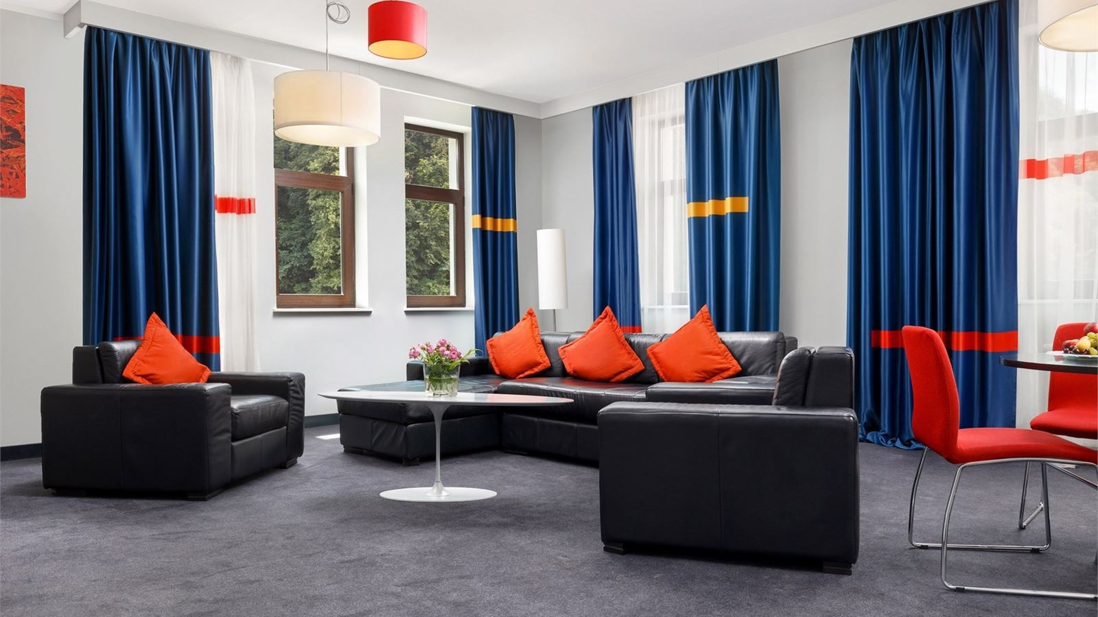 rooms-executive-suite