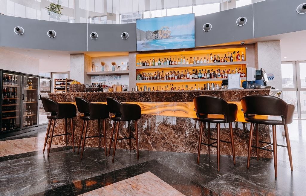 bars-hall-bar