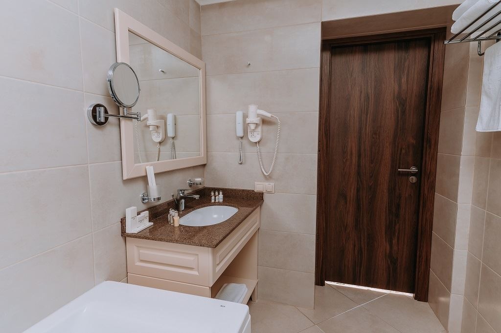 rooms-family-room